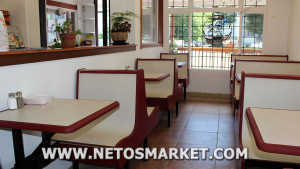 Netos_Market&Bakery_2015_Restaurant02